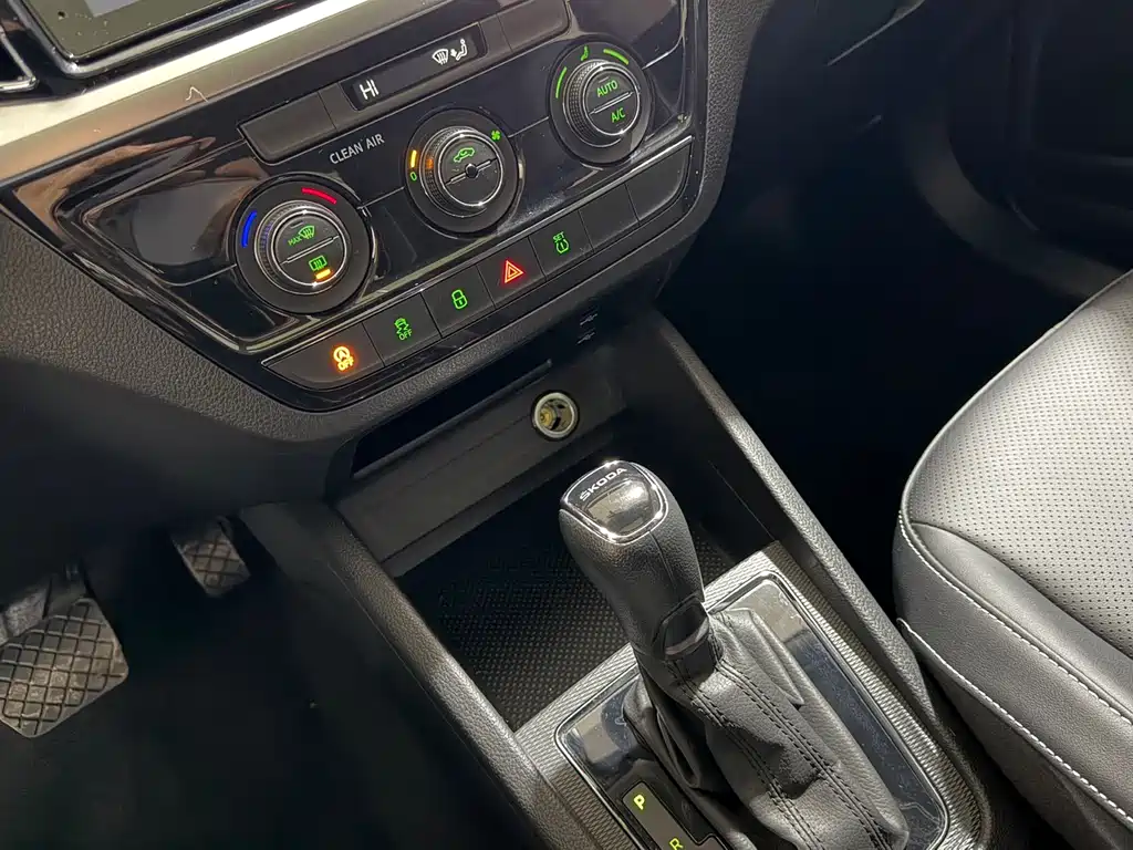Skoda Kamiq 2023 1.5L Automatic Comfort Edition 2023 - thumbnail 13