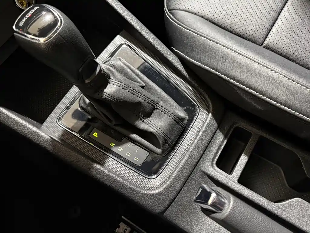 Skoda Kamiq 2023 1.5L Automatic Comfort Edition 2023 - thumbnail 17