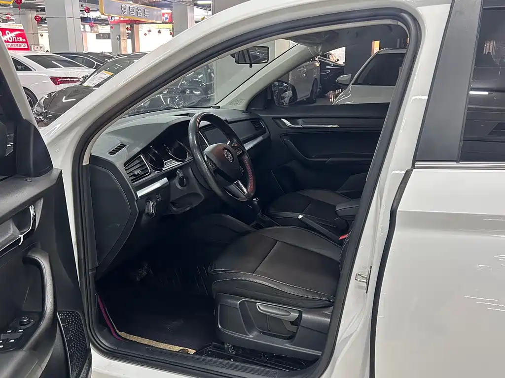 Skoda Kamiq 2023 1.5L Automatic Comfort Edition 2023 - thumbnail 9
