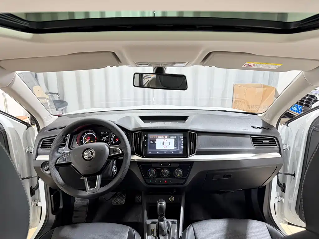 Skoda Kamiq 2023 1.5L Automatic Comfort Edition 2023 - thumbnail 22