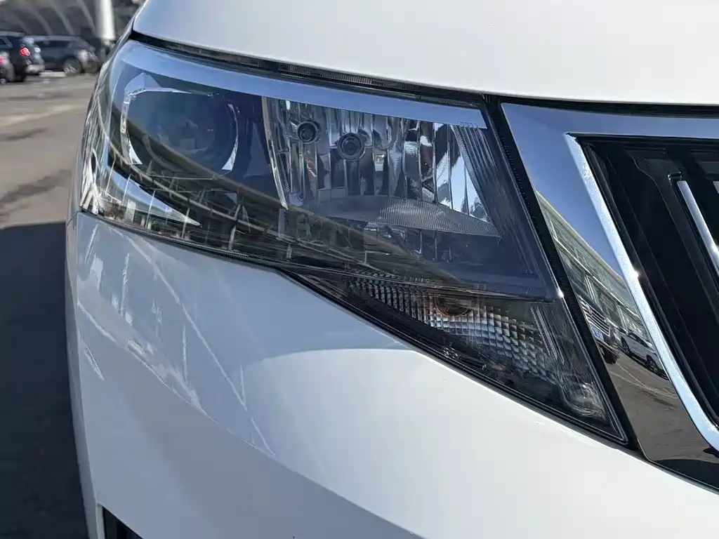 Škoda Kamiq 2023 Refresh 1.5L Automatic Comfort Edition 2024 - thumbnail 9