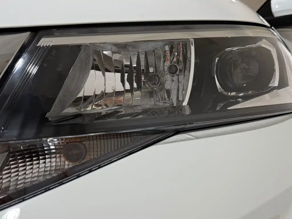 Skoda Kamiq 2023 1.5L Automatic Comfort Edition 2023 - thumbnail 23