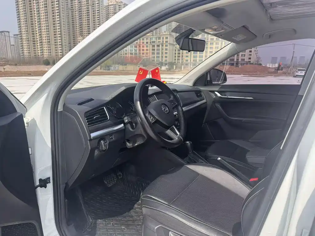 Škoda Kamiq 2023 1.5L Automatic Comfort Edition 2023 - thumbnail 4
