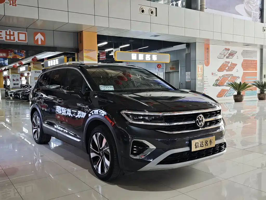 Volkswagen Teramont 2022 380TSI 4Motion Flagship Edition 7-seater 2022 - thumbnail 3