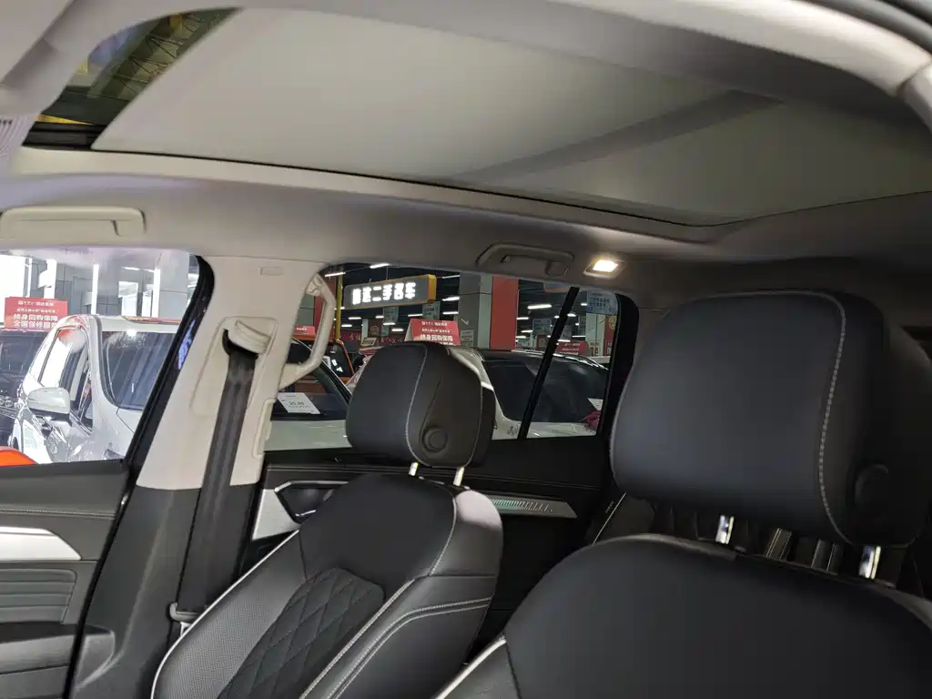 Volkswagen Teramont 2022 380TSI 4Motion Flagship Edition 7-seater 2022 - thumbnail 8