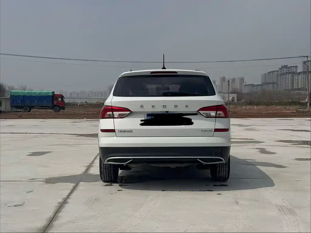 Škoda Kamiq 2023 1.5L Automatic Comfort Edition 2023 - thumbnail 8