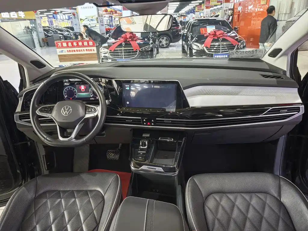 Volkswagen Teramont 2022 380TSI 4Motion Flagship Edition 7-seater 2022 - thumbnail 13