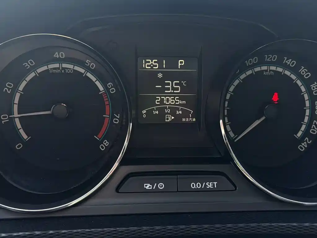 Škoda Kamiq 2023 Refresh 1.5L Automatic Comfort Edition 2024 - thumbnail 20