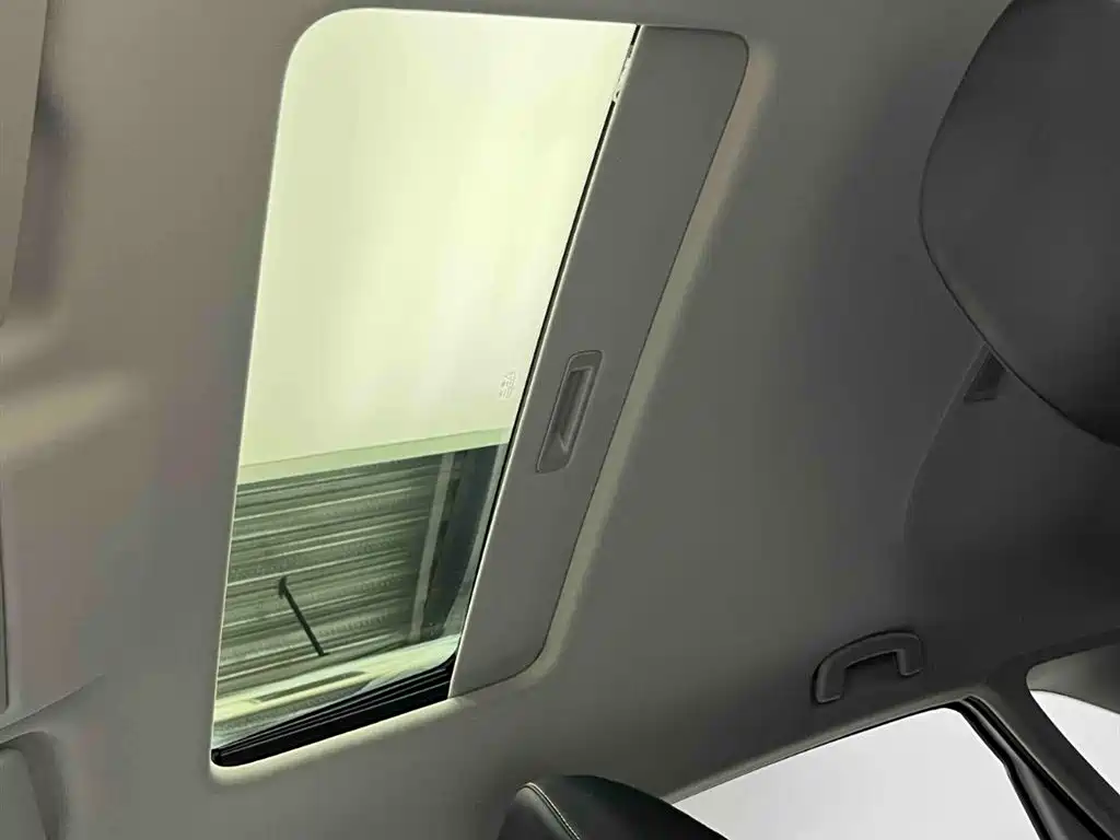 Škoda Kamiq 2024 1.5L Automatic Comfort Edition 2024 - thumbnail 9