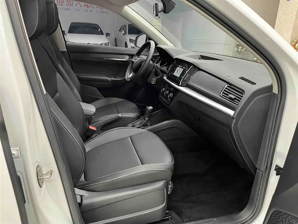 Škoda Kamiq 2024 1.5L Automatic Comfort Edition 2024 - thumbnail 13