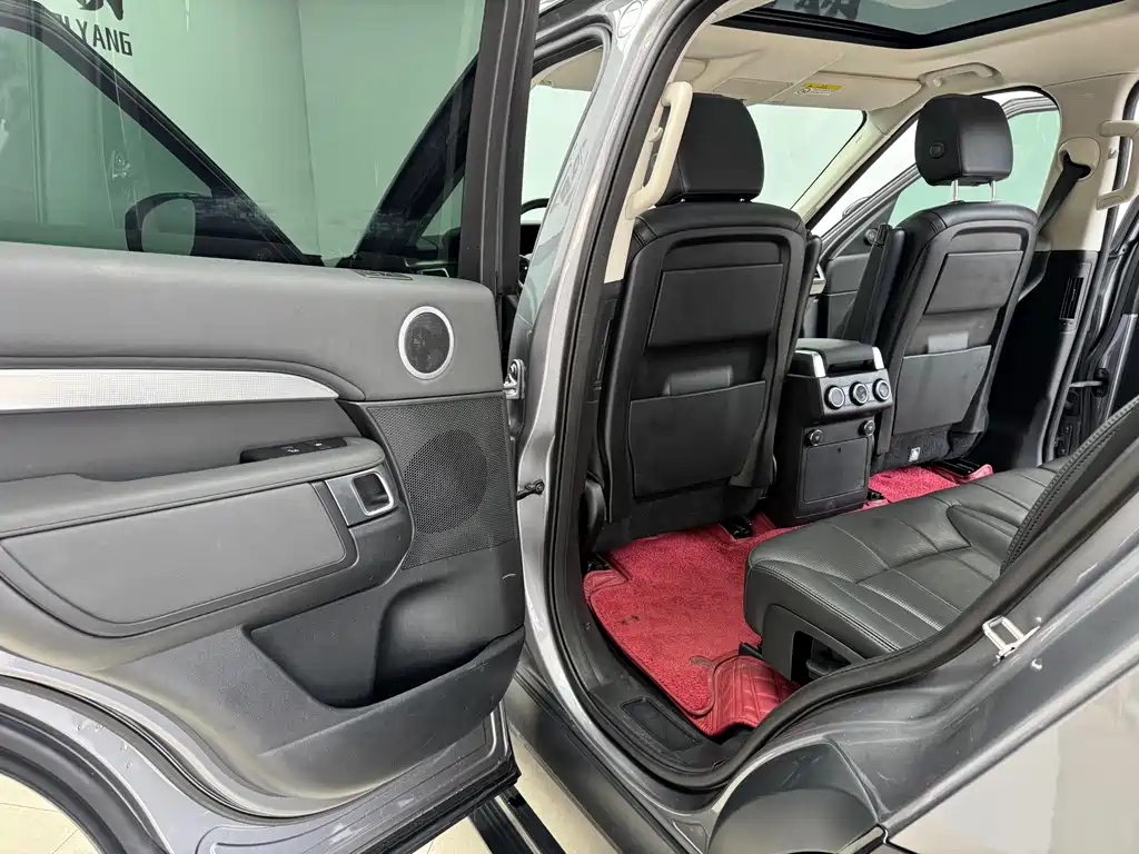 Land Rover Discovery 2020 2.0T 30th Anniversary Special Edition 2020 - thumbnail 11