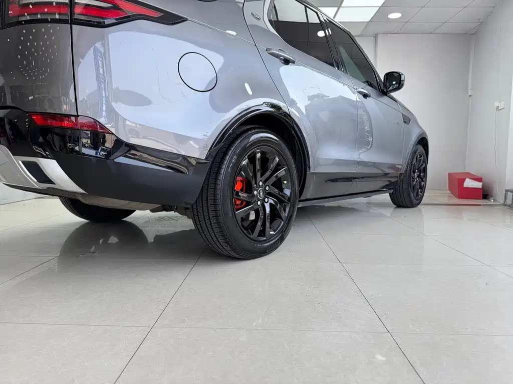 Land Rover Discovery 2020 2.0T 30th Anniversary Special Edition 2020 - thumbnail 24