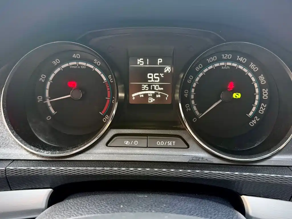 Škoda Kamiq 2023 GT 1.5L Automatic Premium Edition 2022 - thumbnail 19