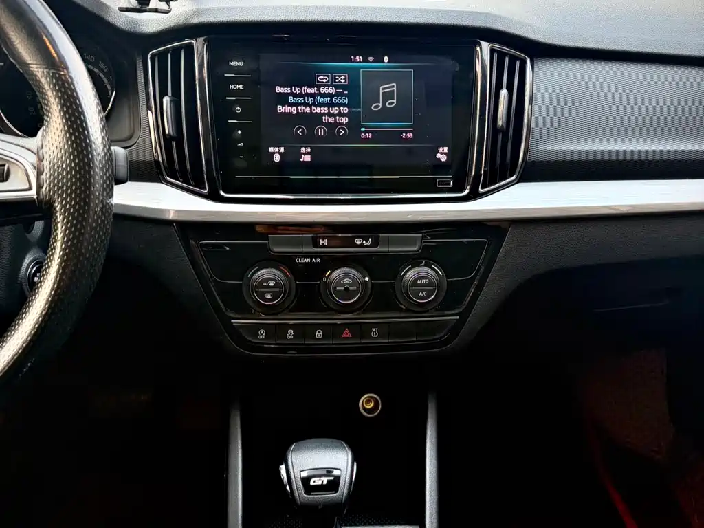 Škoda Kamiq 2023 GT 1.5L Automatic Premium Edition 2022 - thumbnail 24