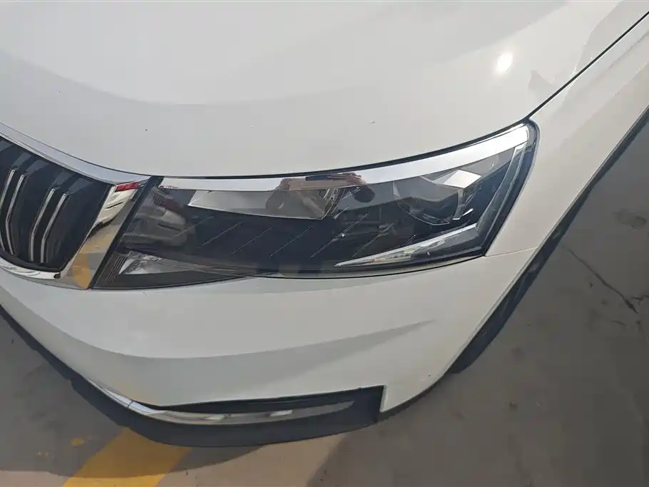 Škoda Kamiq 2023 Facelift 1.5L Automatic Comfort Edition 2023 - thumbnail 4