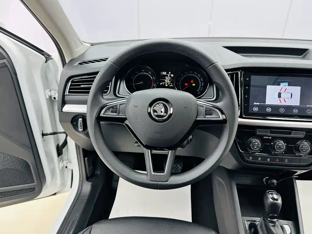 Škoda Kamiq 2023 1.5L Automatic Comfort Edition 2023 - thumbnail 19