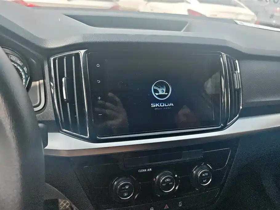 Škoda Kamiq 2023 Facelift 1.5L Automatic Comfort Edition 2023 - thumbnail 12
