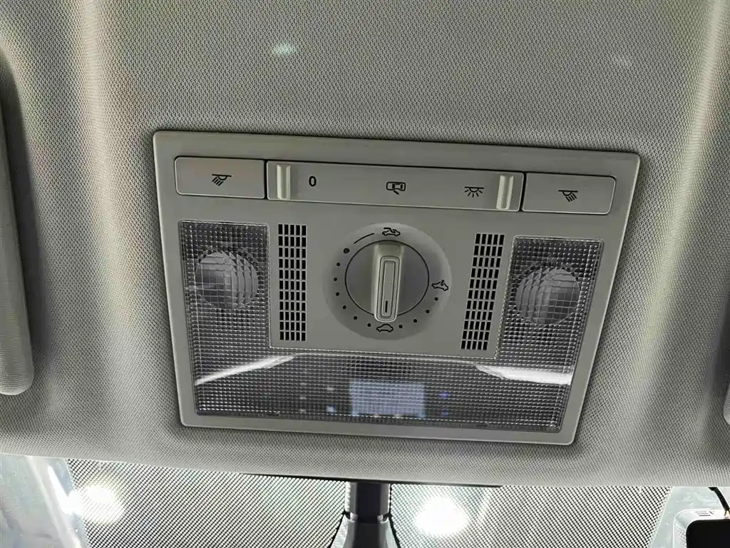 Škoda Kamiq 2023 Refresh 1.5L Automatic Comfort Edition 2024 - thumbnail 8