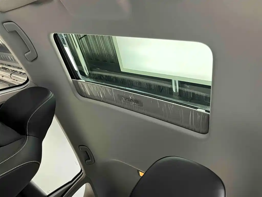 Škoda Kamiq 2023 Refresh 1.5L Automatic Comfort Edition 2024 - thumbnail 9