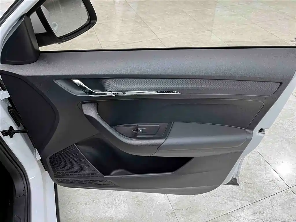 Škoda Kamiq 2023 Refresh 1.5L Automatic Comfort Edition 2024 - thumbnail 12