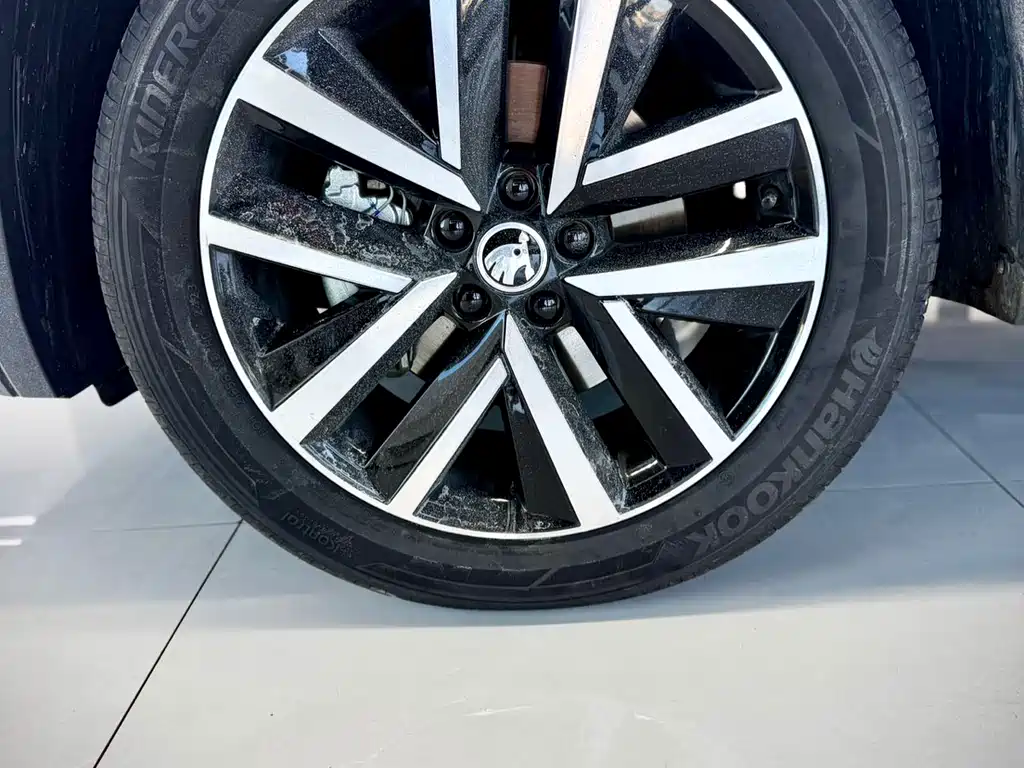 Škoda Kamiq 2023 Refresh 1.5L Automatic Comfort Edition 2023 - thumbnail 9