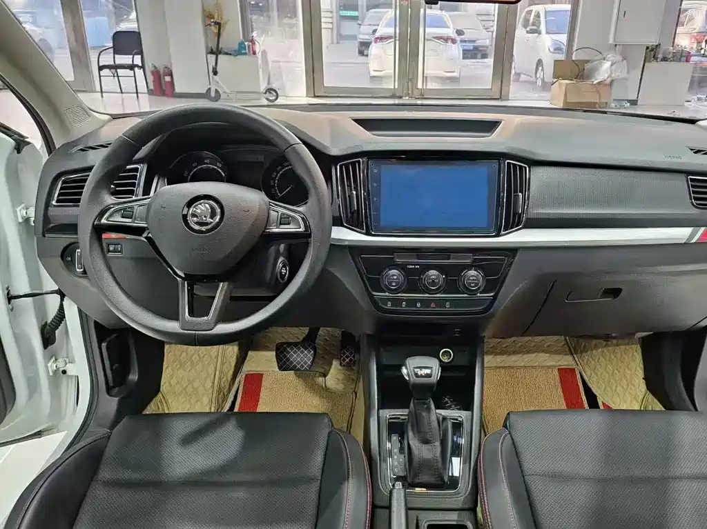 Škoda Kamiq 2023 GT 1.5L Automatic Premium Edition 2023 - thumbnail 9