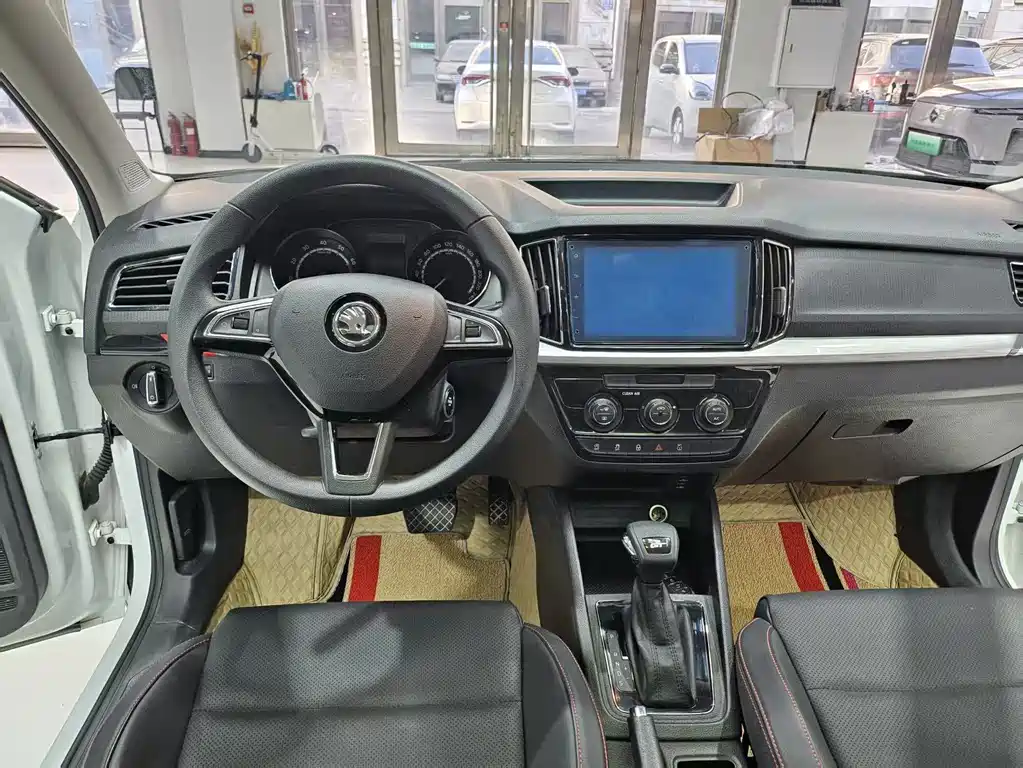 Škoda Kamiq 2023 GT 1.5L Automatic Premium Edition 2023 - thumbnail 12