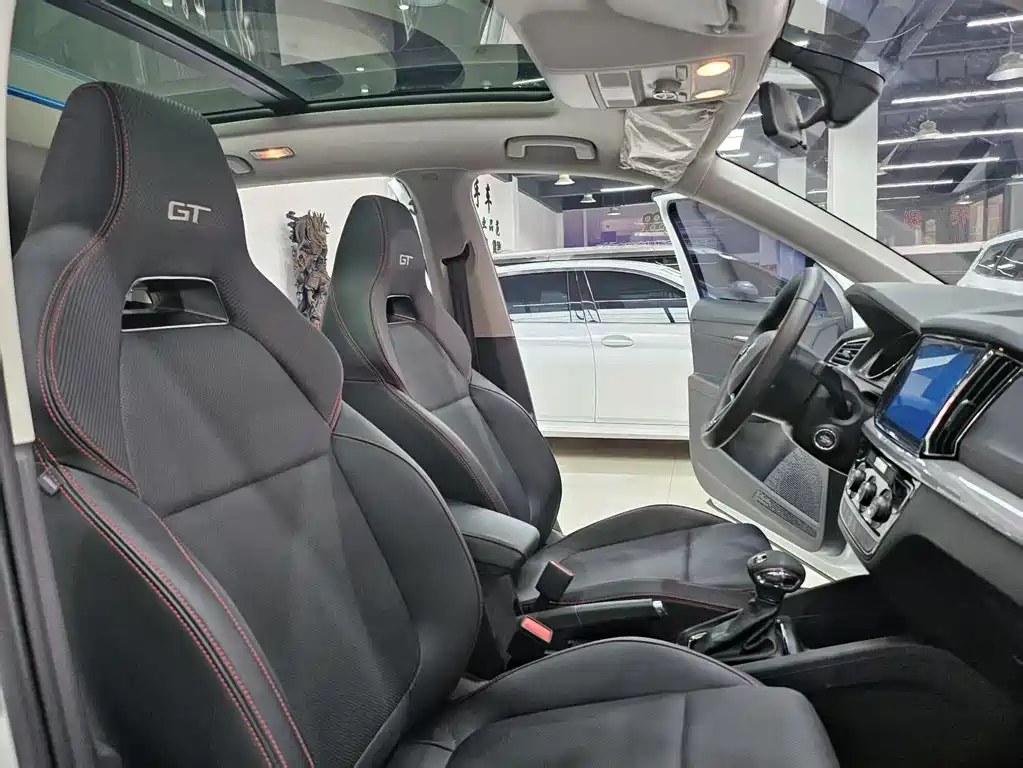 Škoda Kamiq 2023 GT 1.5L Automatic Premium Edition 2023 - thumbnail 15