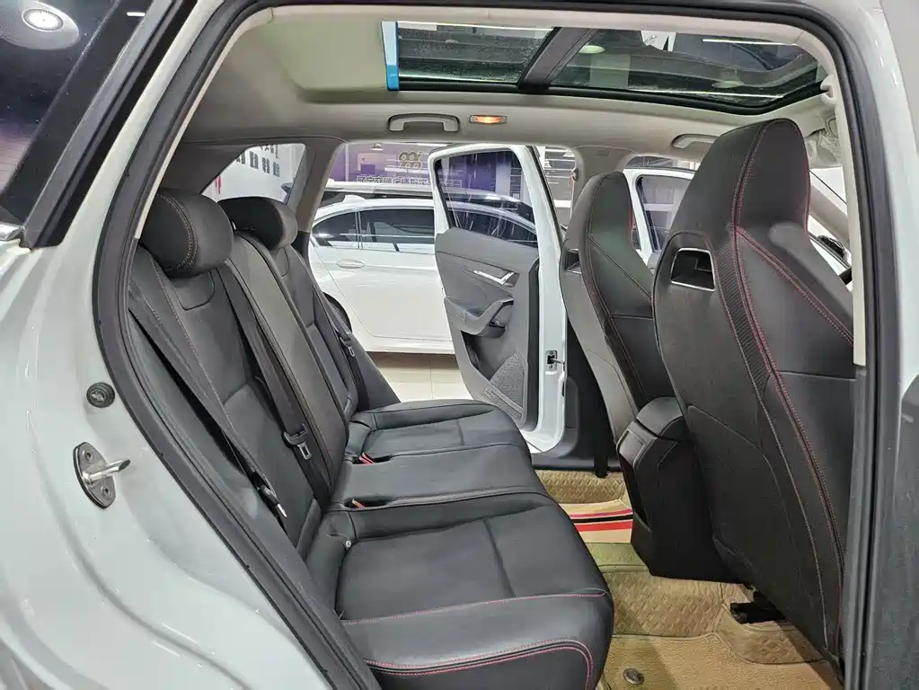 Škoda Kamiq 2023 GT 1.5L Automatic Premium Edition 2023 - thumbnail 21