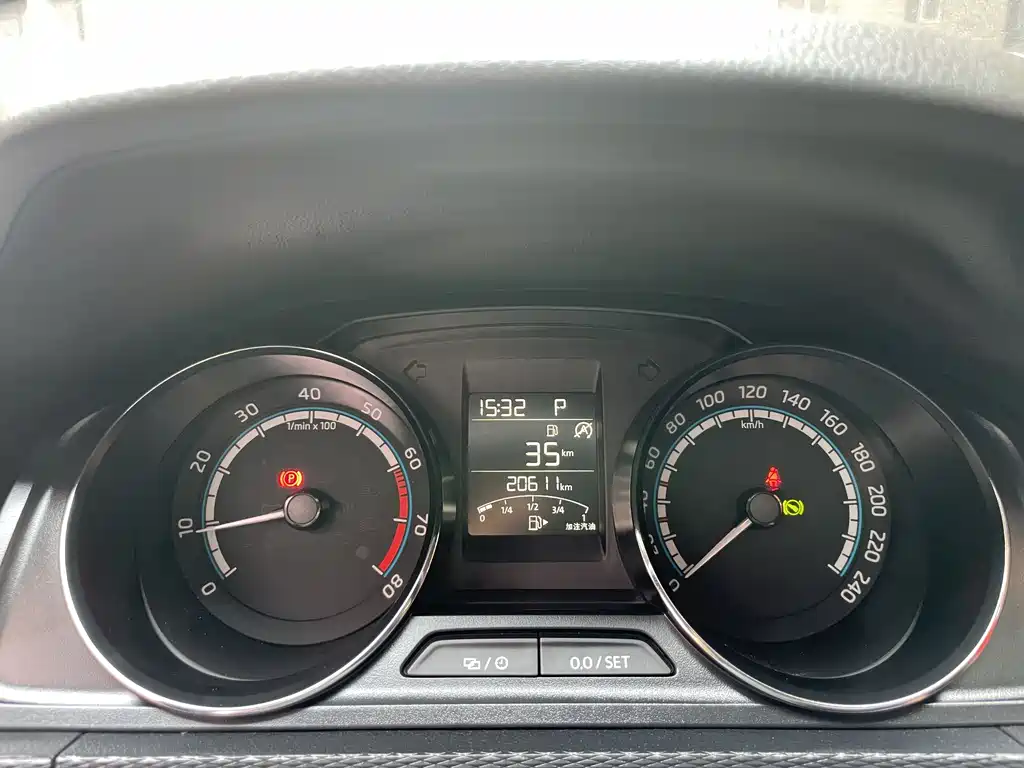 Skoda Kamiq 2023 1.5L Automatic Comfort Edition 2023 - thumbnail 7