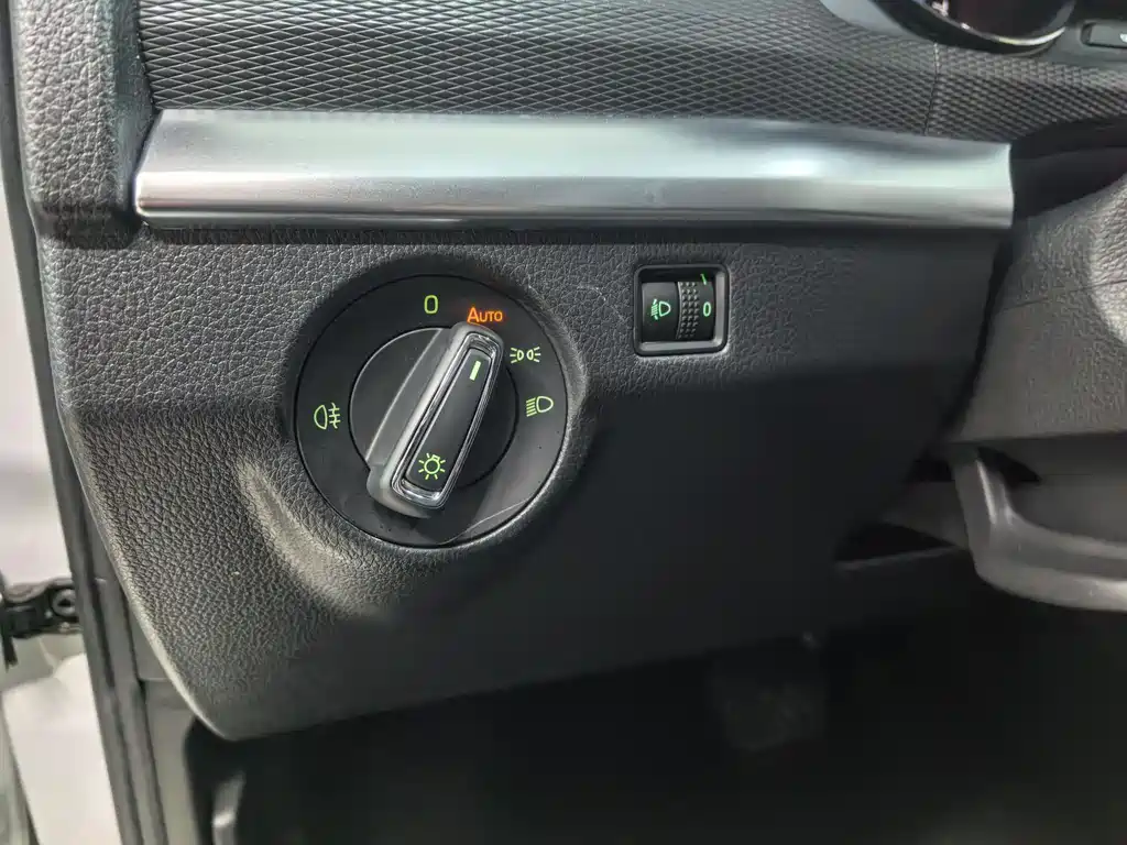 Škoda Kamiq 2023 Refresh 1.5L Automatic Comfort Edition 2024 - thumbnail 13