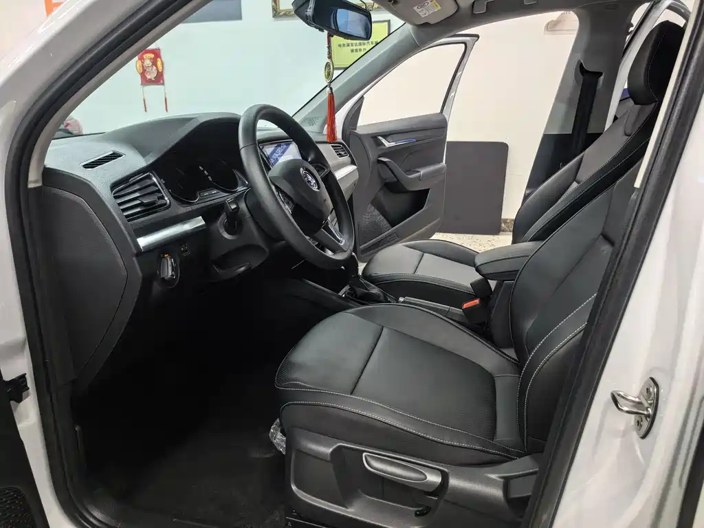 Škoda Kamiq 2023 Refresh 1.5L Automatic Comfort Edition 2024 - thumbnail 16