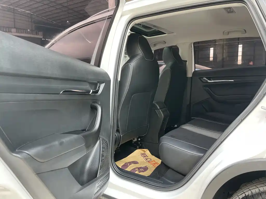 Skoda Kamiq 2023 1.5L Automatic Comfort Edition 2023 - thumbnail 16