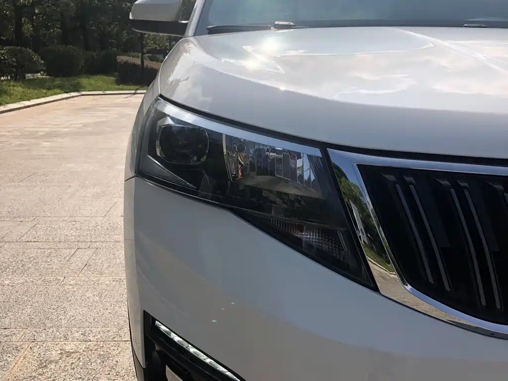 Skoda Kamiq 2022 1.5L Automatic Comfort Edition 2022 - thumbnail 9