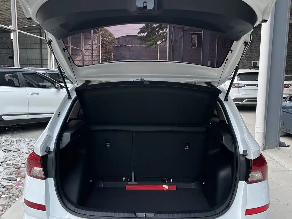 Skoda Kamiq 2023 1.5L Automatic Comfort Edition 2023 - thumbnail 19