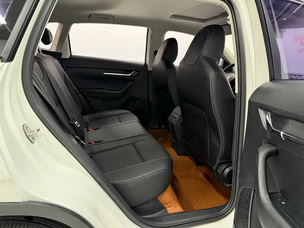 Škoda Kamiq 2022 1.5L Automatic Comfort Edition 2022 - thumbnail 11
