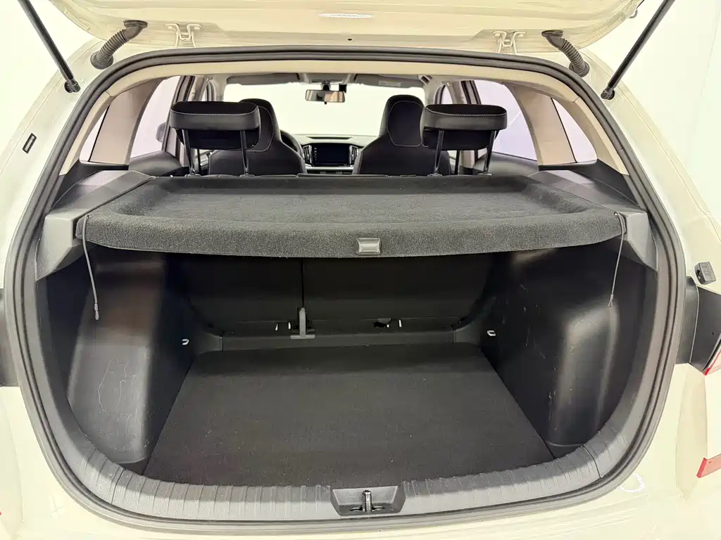 Škoda Kamiq 2022 1.5L Automatic Comfort Edition 2022 - thumbnail 14