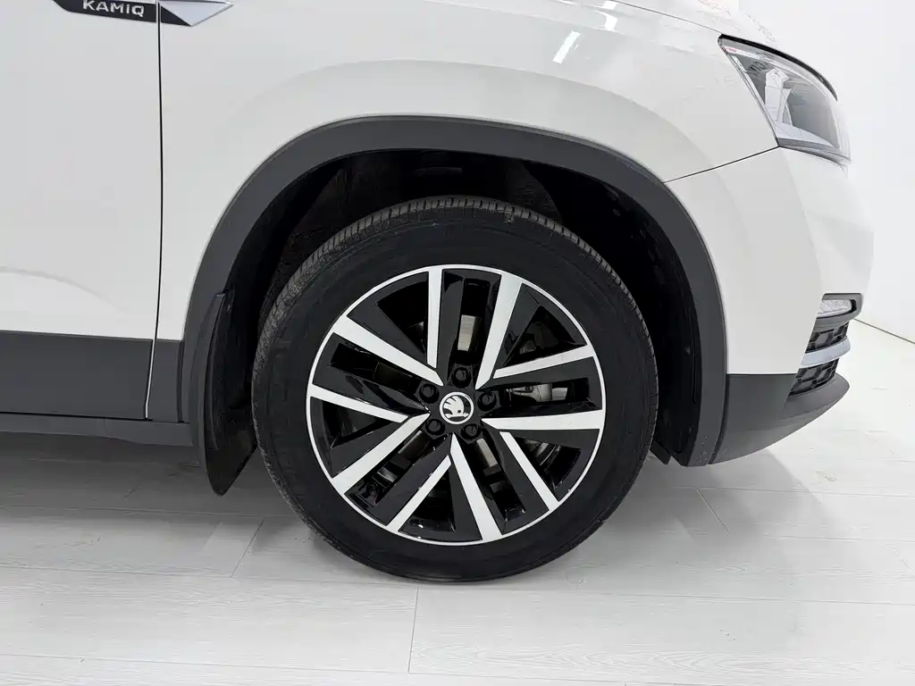 Škoda Kamiq 2022 1.5L Automatic Comfort Edition 2022 - thumbnail 18