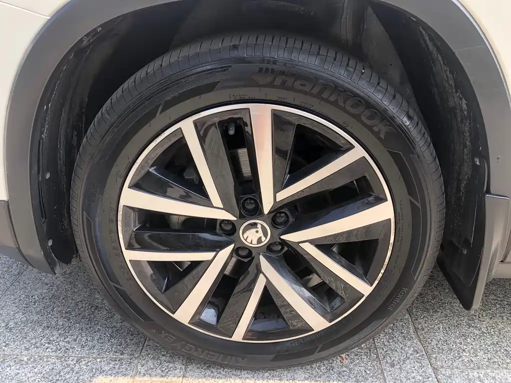 Skoda Kamiq 2022 1.5L Automatic Comfort Edition 2022 - thumbnail 18