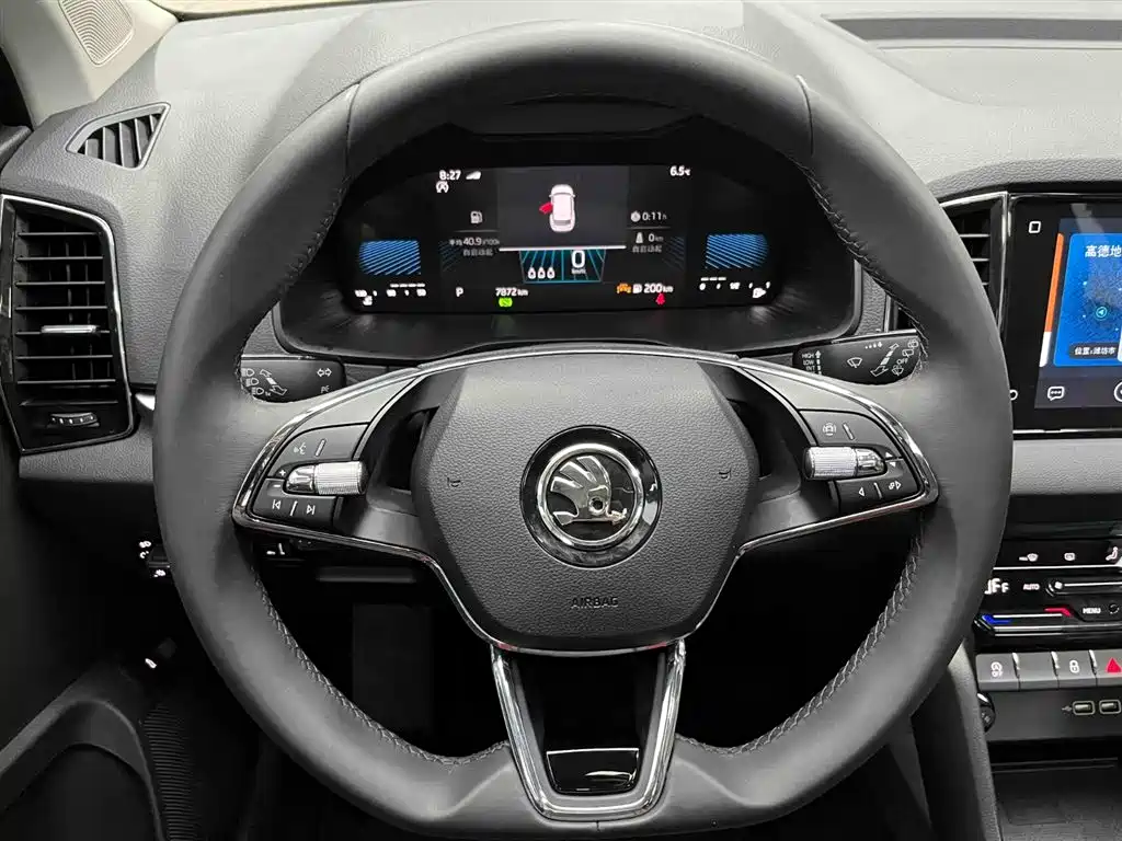 Skoda Karoq 2025 TSI280 Luxury Edition 2025 - thumbnail 3