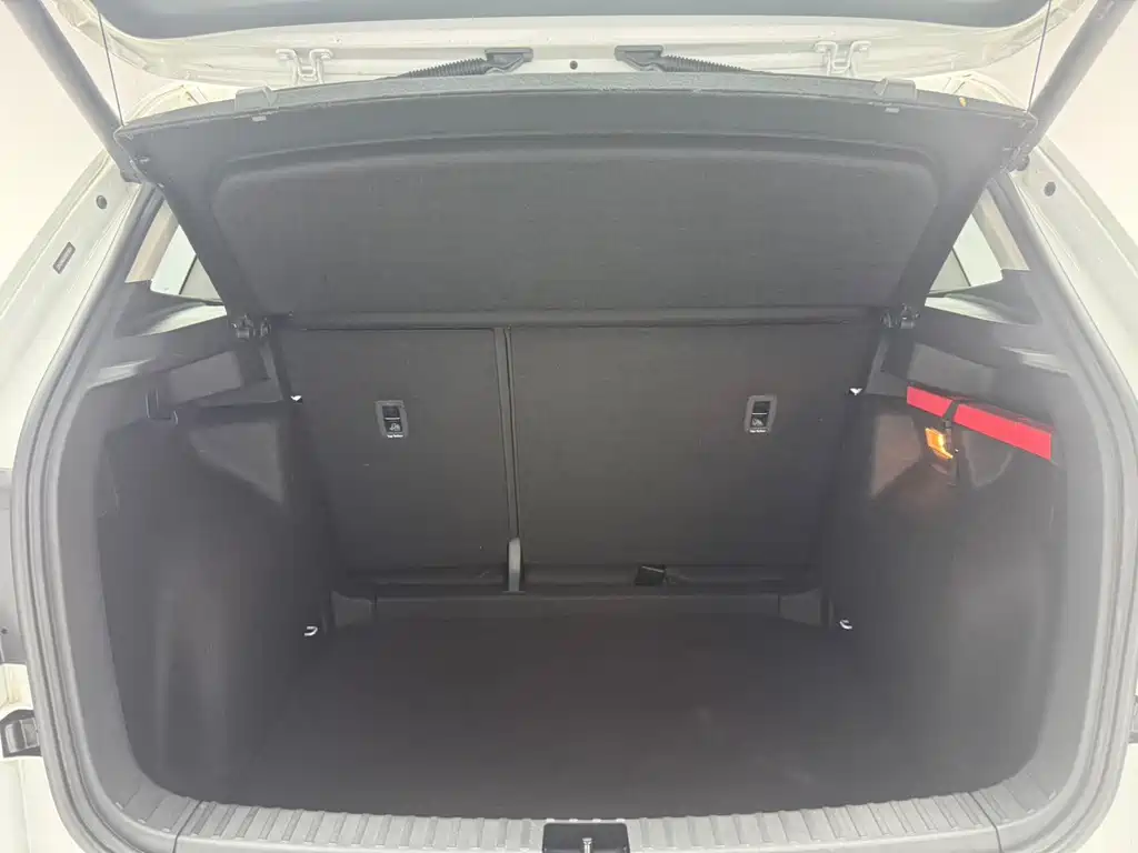 Škoda Karoq 2025 TSI280 Luxury Edition 2025 - thumbnail 9