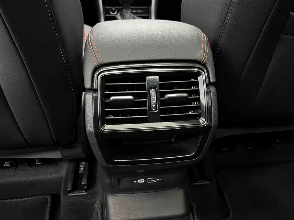 Skoda Karoq 2025 TSI280 Luxury Edition 2025 - thumbnail 15