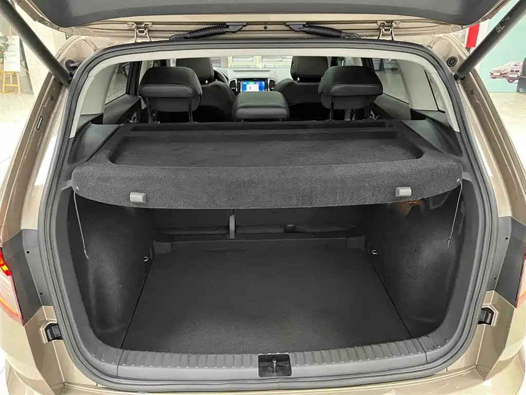 Skoda Karoq 2025 TSI280 Luxury Edition 2025 - thumbnail 16