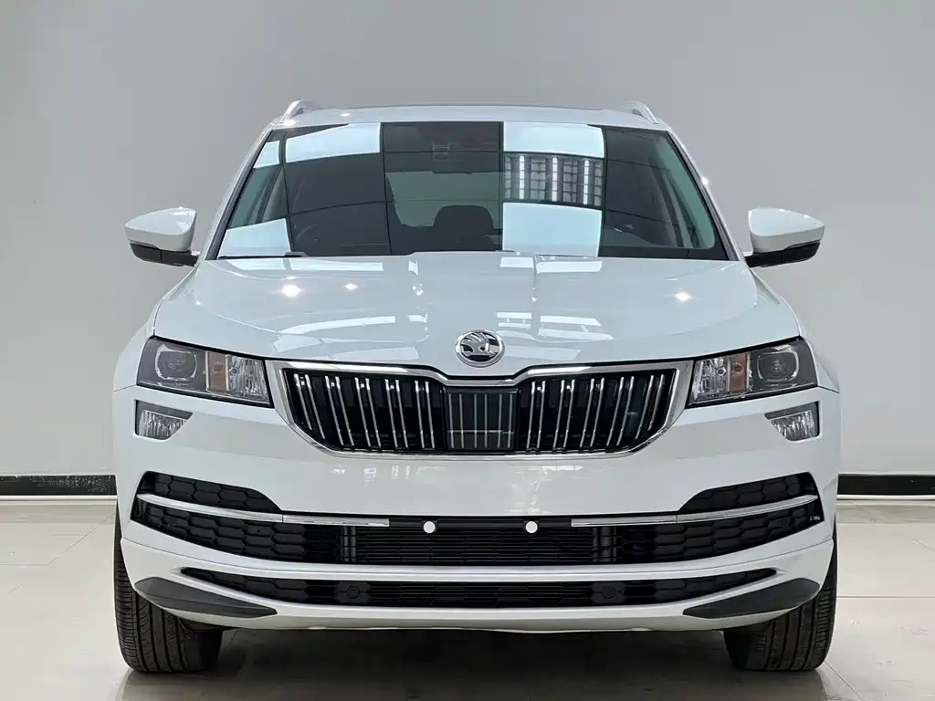 Škoda Karoq 2023 TSI280 Luxury Edition 2023 - thumbnail 2