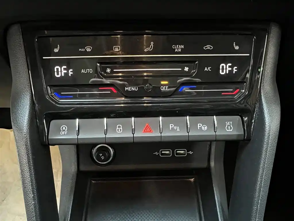 Škoda Karoq 2023 TSI280 Luxury Edition 2023 - thumbnail 11