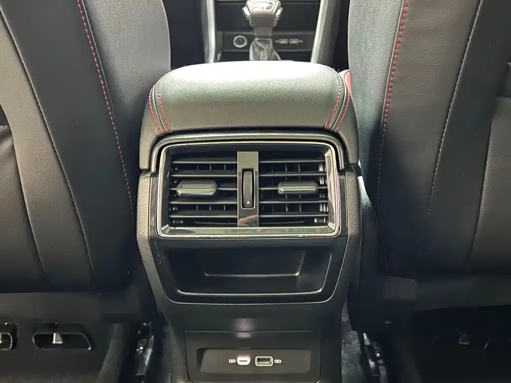 Škoda Karoq 2023 TSI280 Luxury Edition 2023 - thumbnail 8