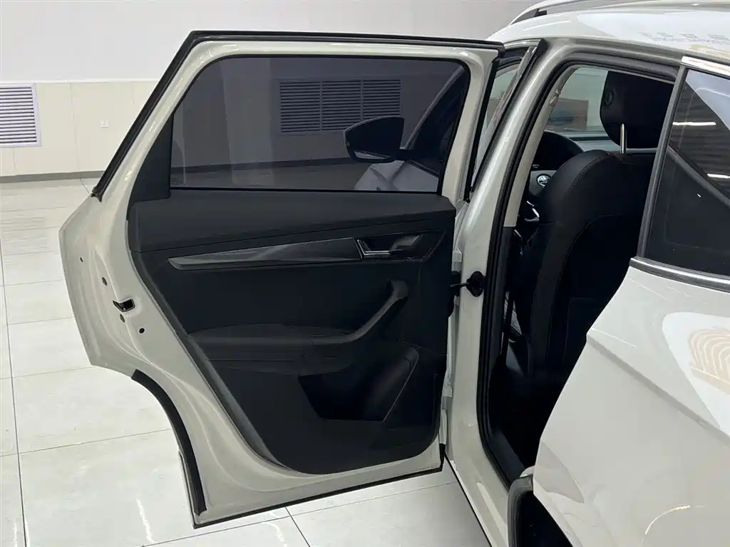 Škoda Karoq 2023 TSI280 Luxury Edition 2023 - thumbnail 18