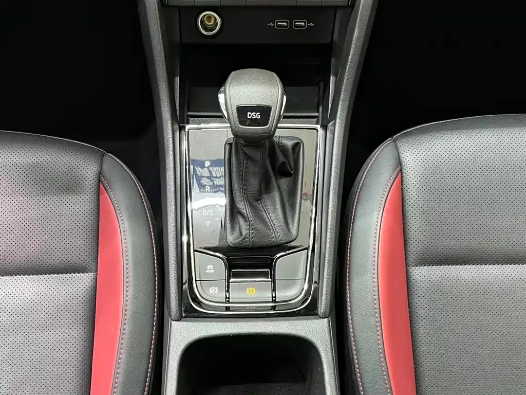 Škoda Karoq 2023 TSI280 Luxury Edition 2023 - thumbnail 12