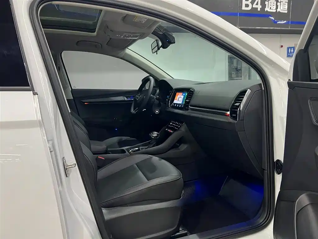Škoda Karoq 2023 TSI280 Premium Edition 2023 - thumbnail 19