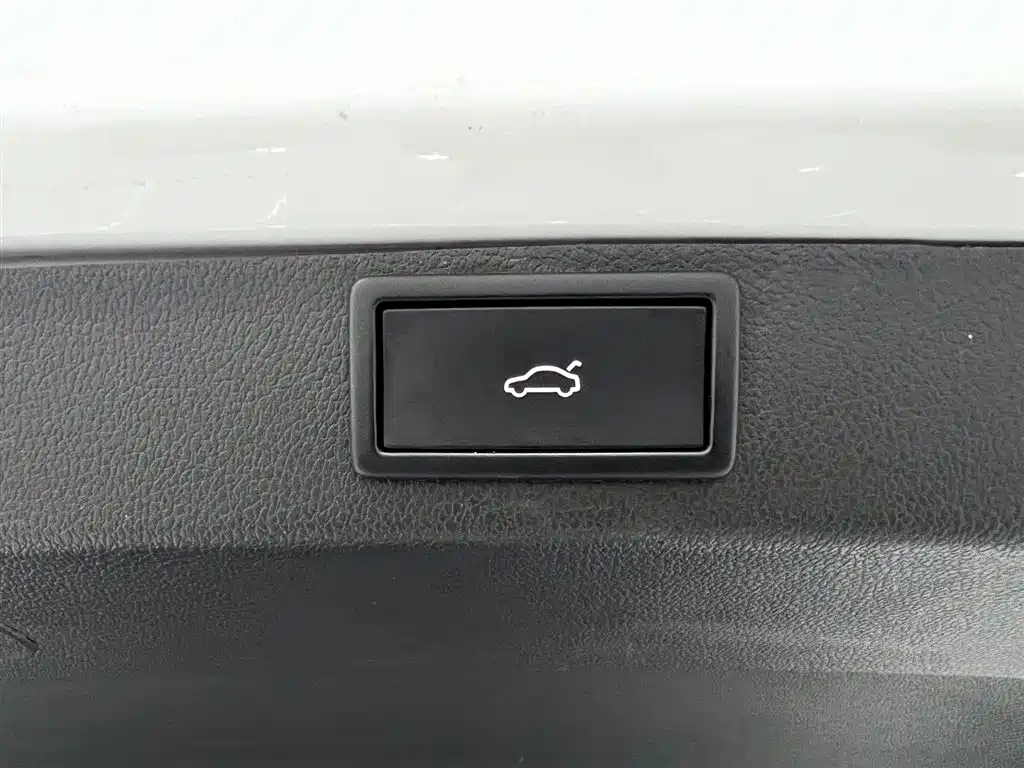 Škoda Karoq 2023 TSI280 Luxury Edition 2023 - thumbnail 22